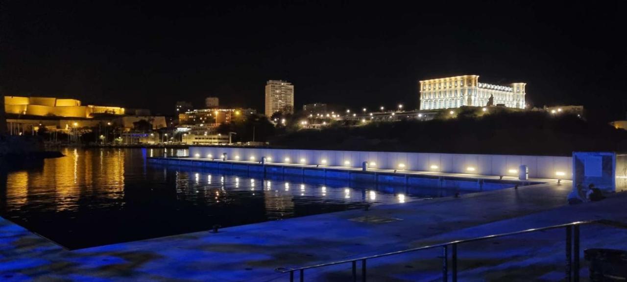 T2 La Joliette Sur Notre Dame Lägenhet Marseille Exteriör bild