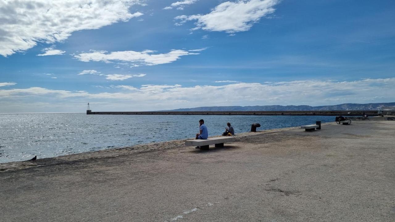T2 La Joliette Sur Notre Dame Lägenhet Marseille Exteriör bild
